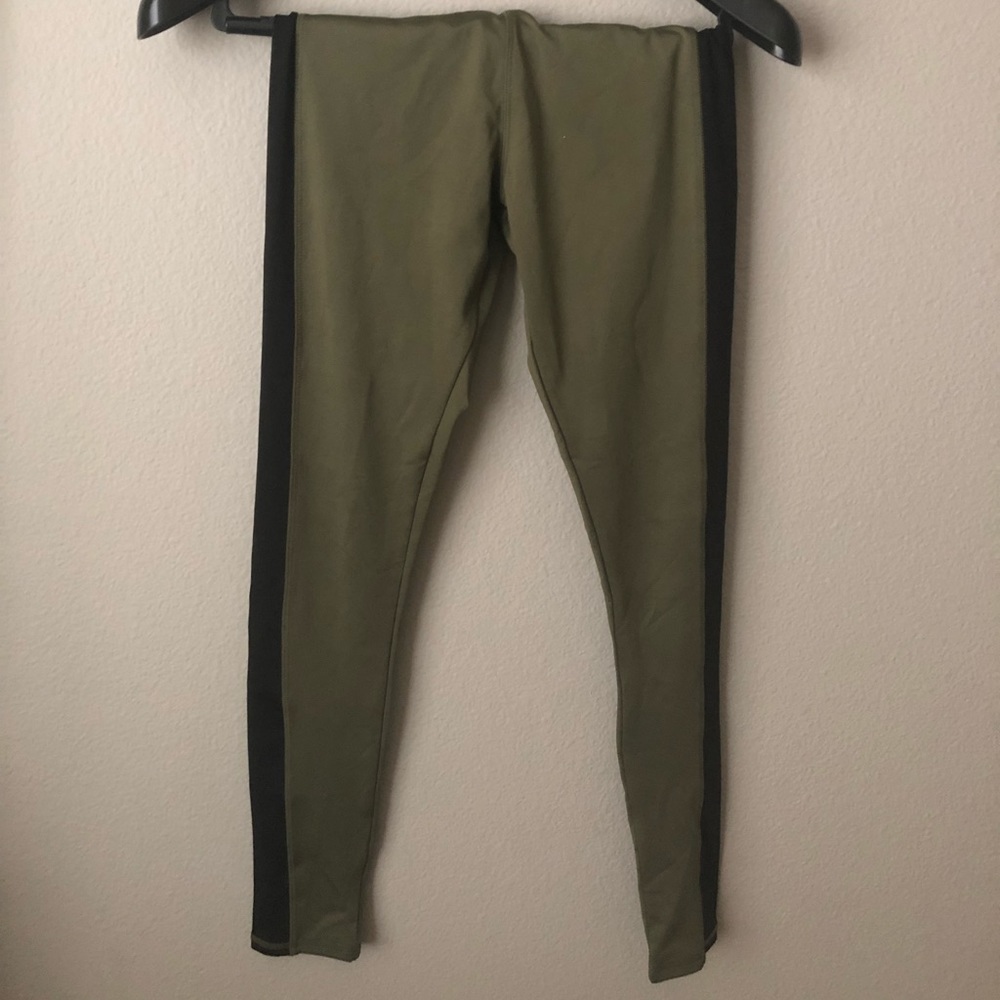 Army green cotton on leggings